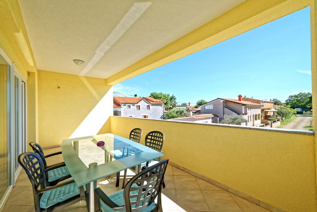 Apartment Una 2 Pula Extérieur photo
