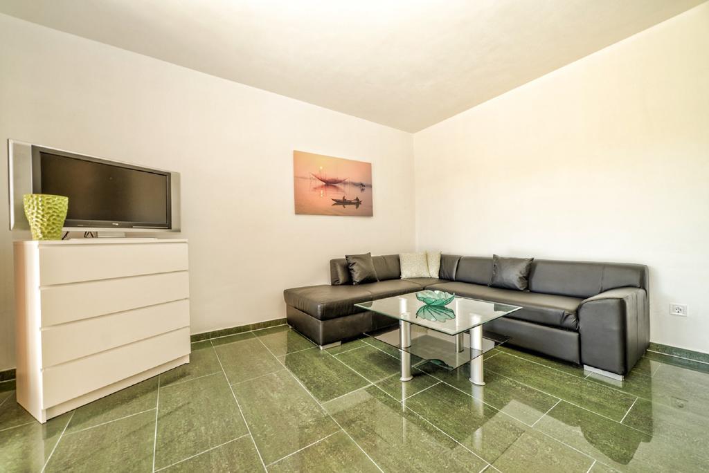 Apartment Una 2 Pula Extérieur photo