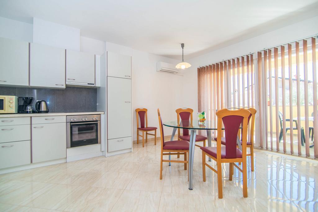 Apartment Una 2 Pula Extérieur photo