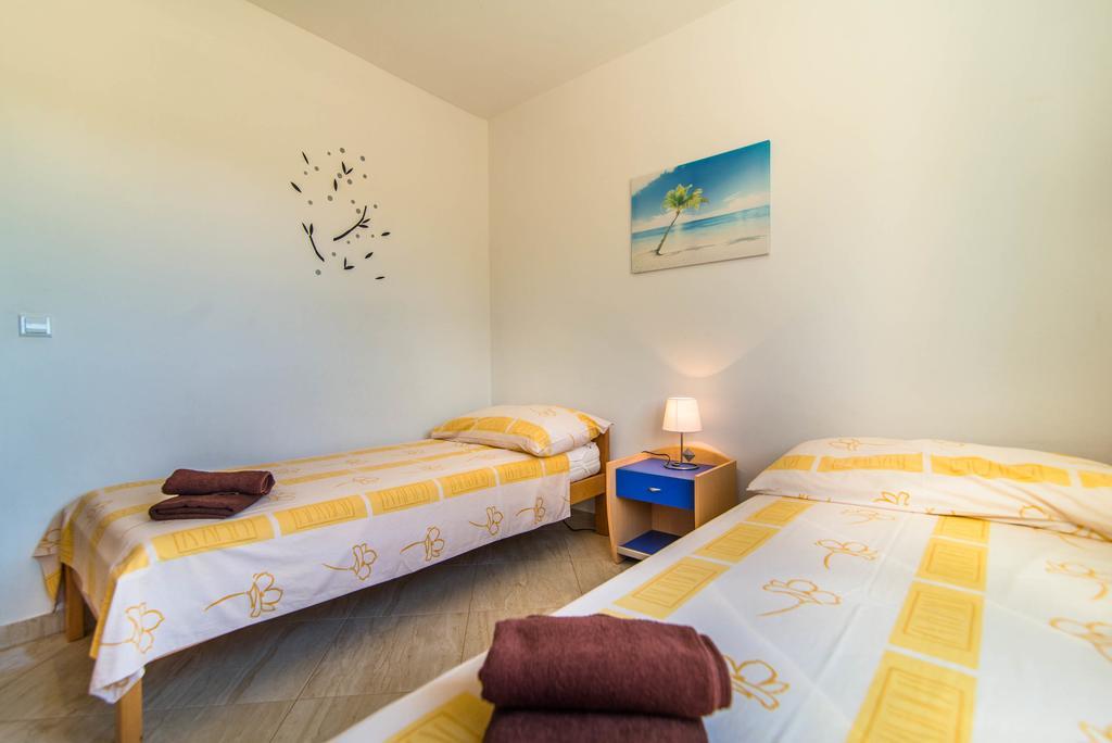 Apartment Una 2 Pula Extérieur photo